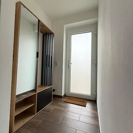 Apartman Moderne Ferienwohnung, Separater Eingang, Neubau, Smart Tv & Wifi & Kaffemaschine Inklusive *