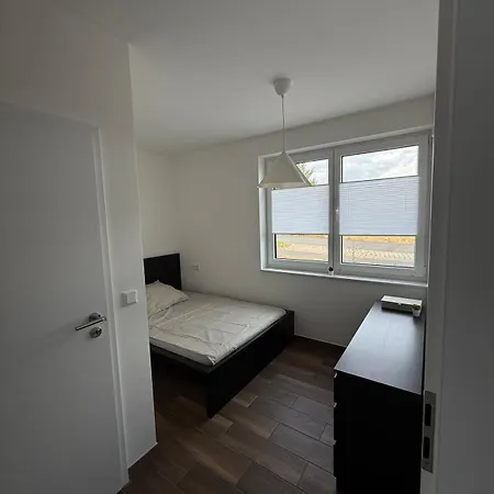Apartman Moderne Ferienwohnung, Separater Eingang, Neubau, Smart Tv & Wifi & Kaffemaschine Inklusive Lohr